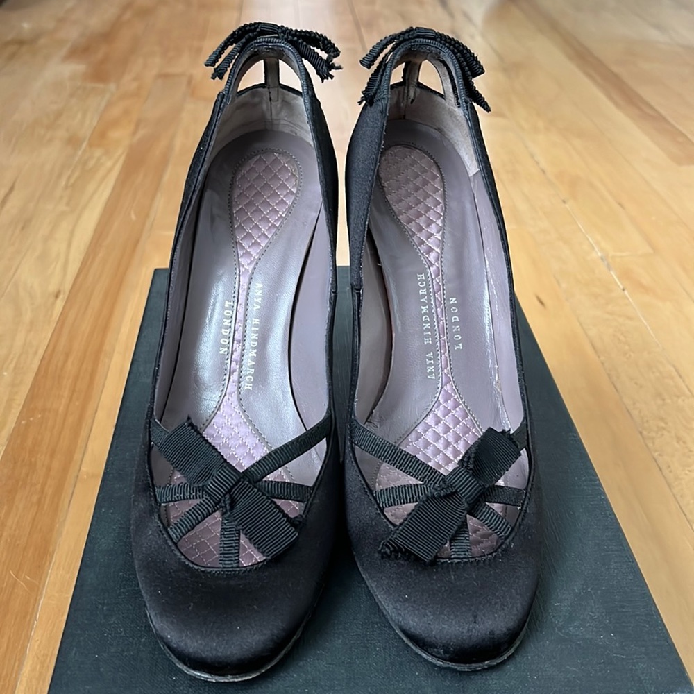 Anya Hindmarch Black Heels with Bow Detail